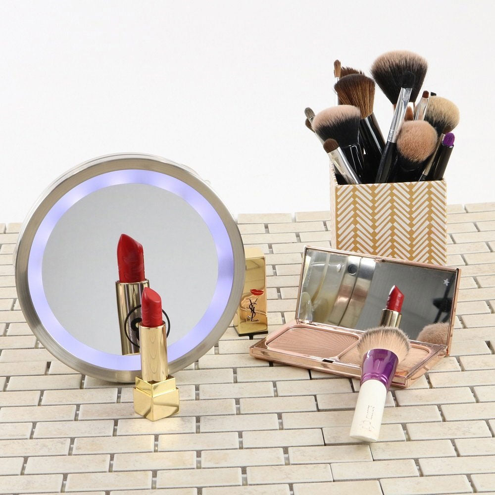 Ovente 6” Travel Size Vanity Mirror with Light MLI25