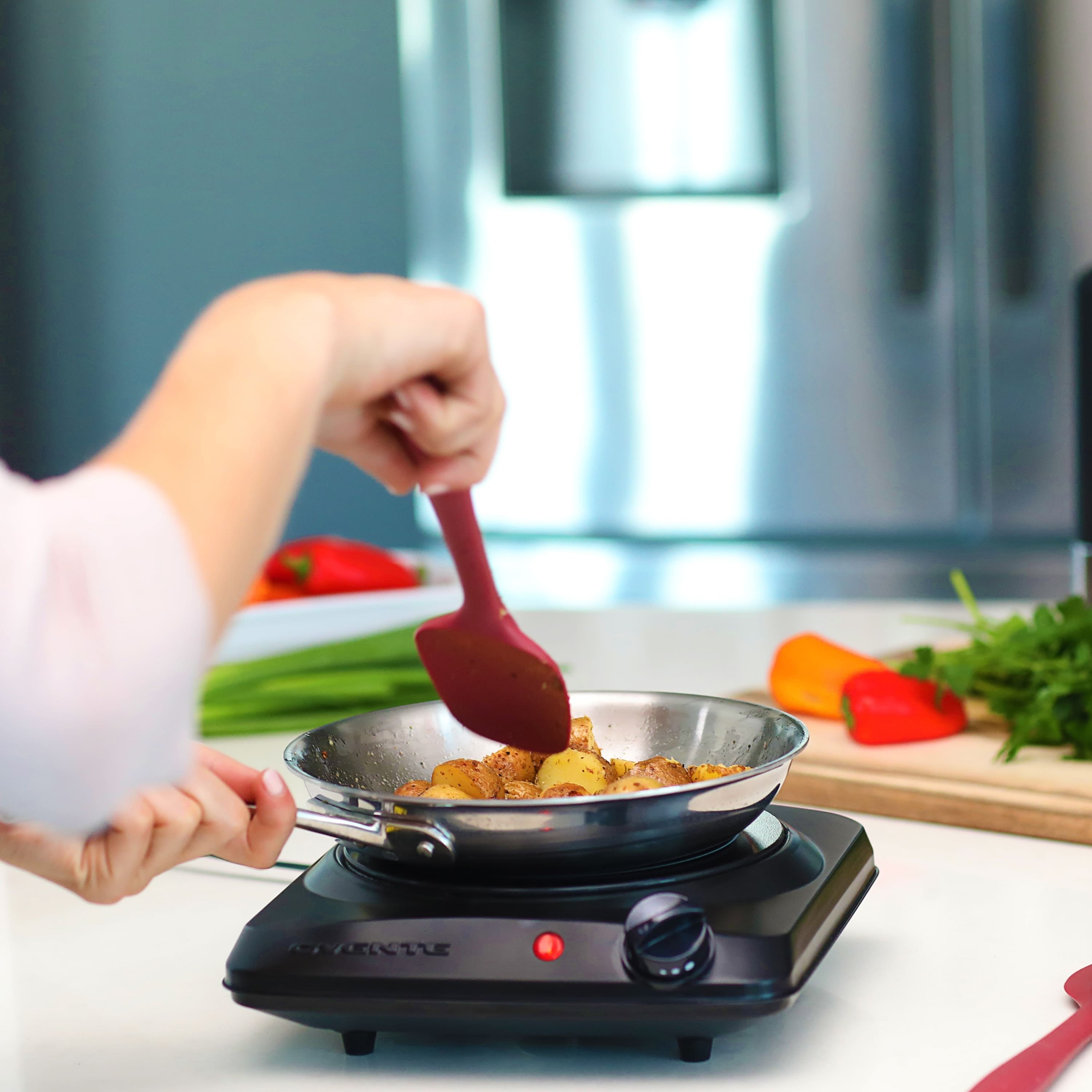 Ovente 7” Single-Plate Infrared Glass Cooktop BGI101B